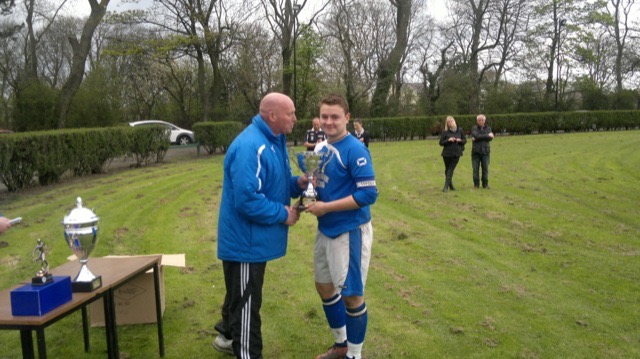New Derby captain Ben Horn recieving the Solex Manufacturing Runners Up Trophy